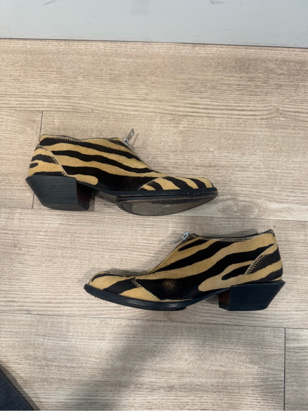 Coach zip up ankle booties 5.5